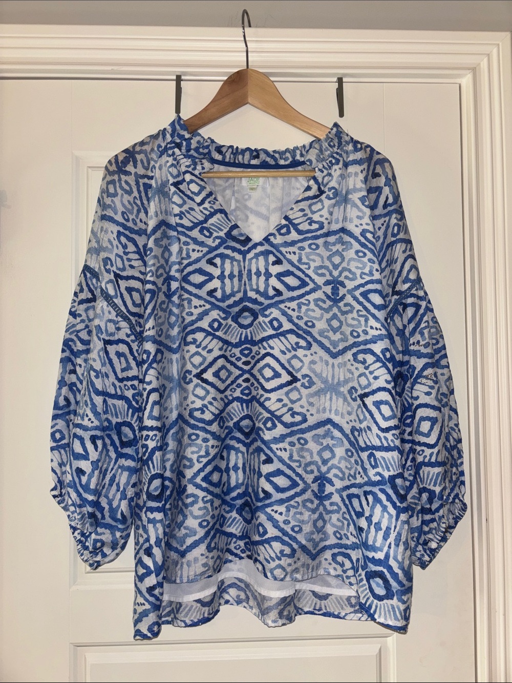 Jade-Blue and White Patterned V-Neck Women's Top-Size XL